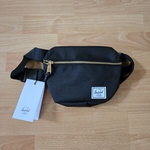 BNWT Herschel Supply Company Fifteen Fanny Pack Sling Side Bag